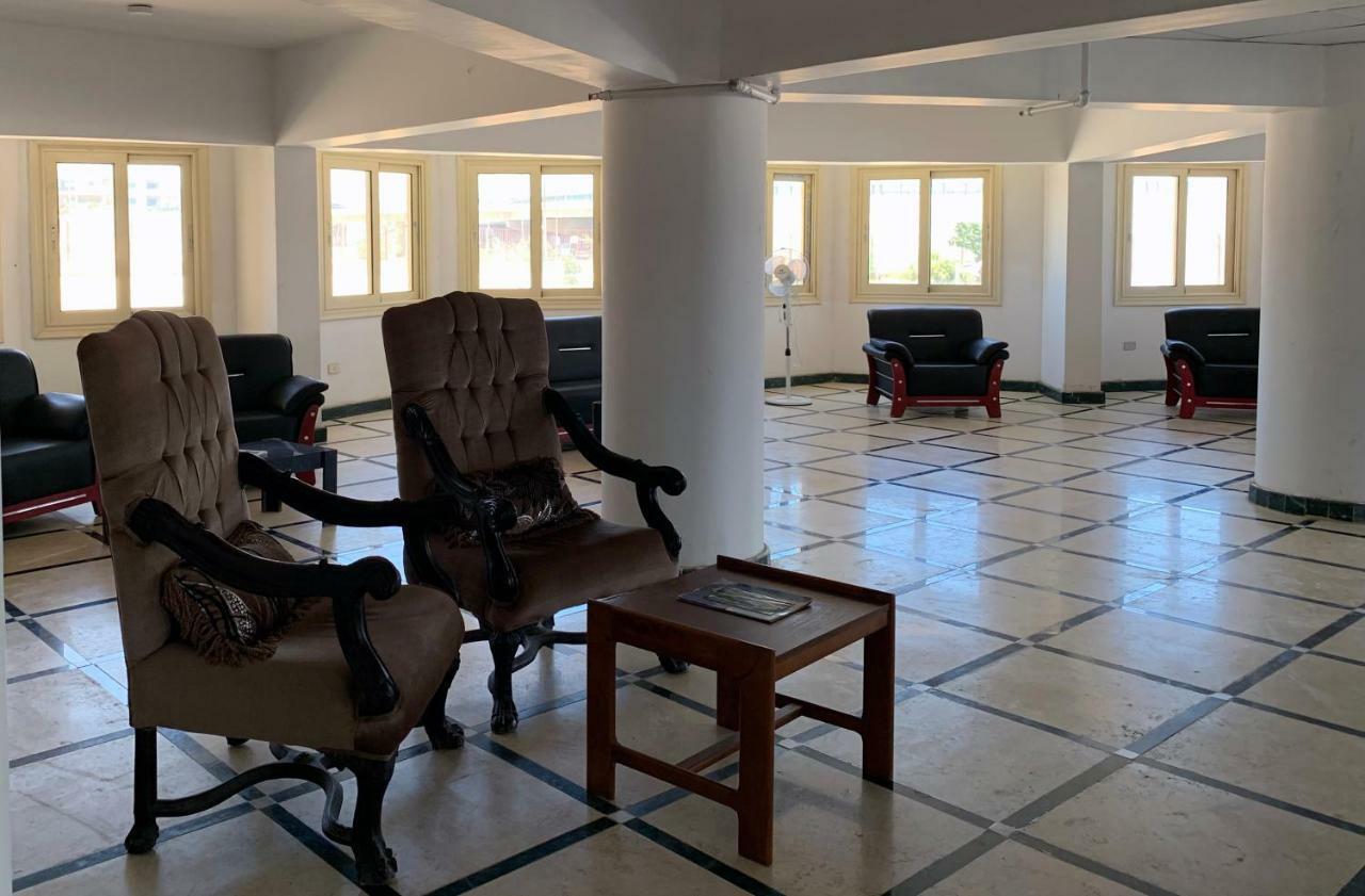 Royal NJ Hotel Borg El Arab Buitenkant foto